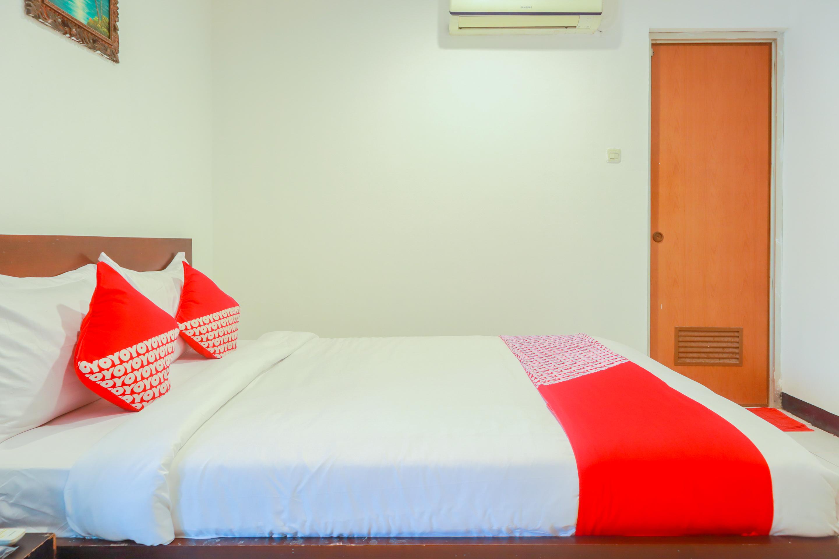 Urbanview Hotel Bes Mangga Besar By Reddoorz Jakarta Exterior photo